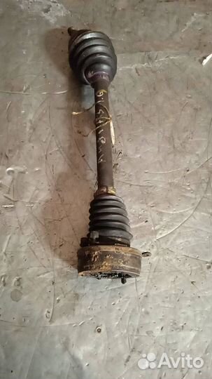 Полуось передняя левая Volkswagen Passat B5 8L1
