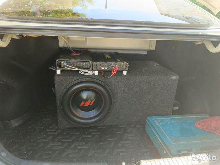 Сабвуфер и усилитель