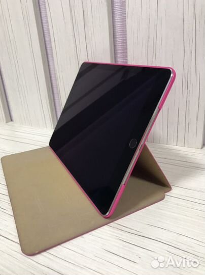 iPad air A1566 16 gb в идеале