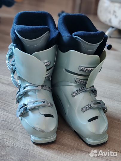 Горнолыжные ботинки lange