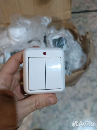 Выключатель накладной 2 кл. с индикацией
