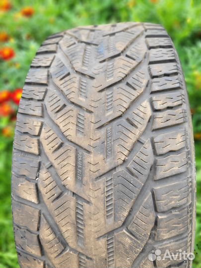 Kormoran Snow 235/45 R18