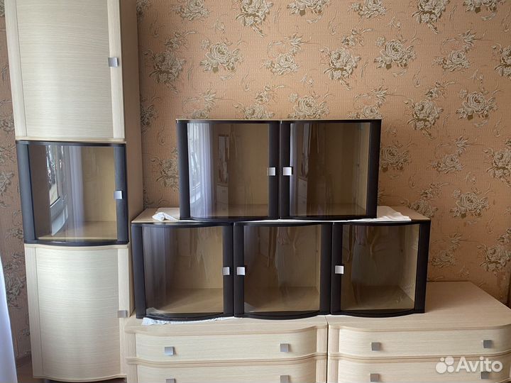 Стенка в гостиную