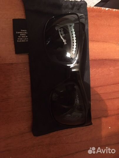 Солнцезащитные очки