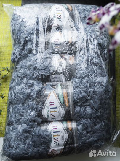 Пряжа разная