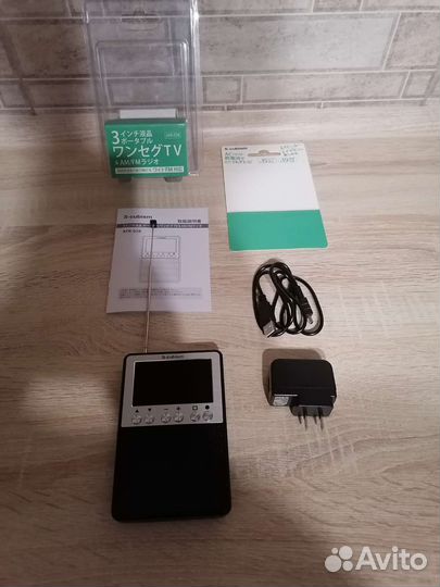 Японский радио+телевизор APR-028