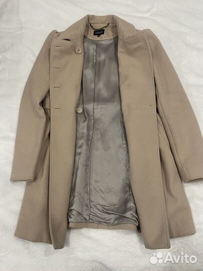 Женское осеннее пальто размер S (42 рус.) косса