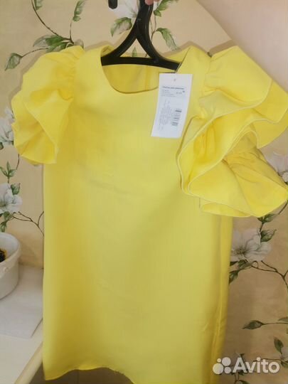 Платье для девочки новое размер 38,рост140-146