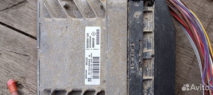 Эбу двигателя Рено logan 1,4