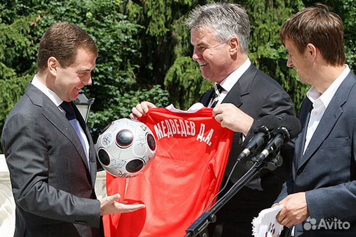 Галстук голландца Гуса Хиддинка