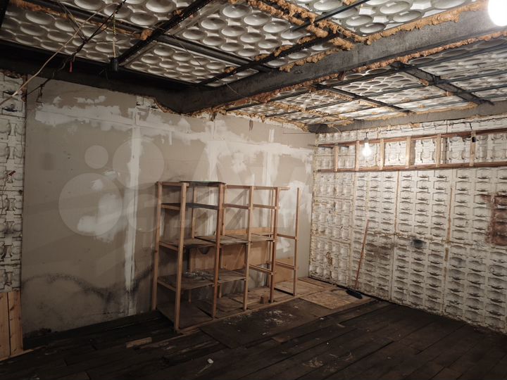 Гараж, > 30 м²