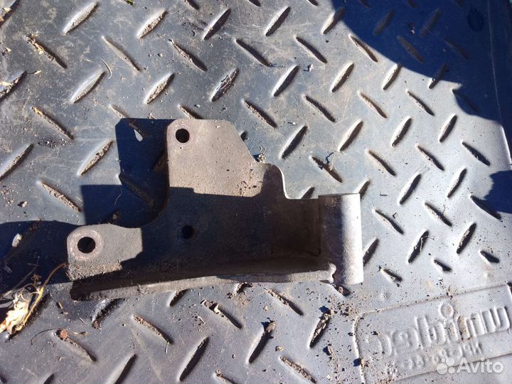 Кронштейн гур, генератора Fiat Bravo