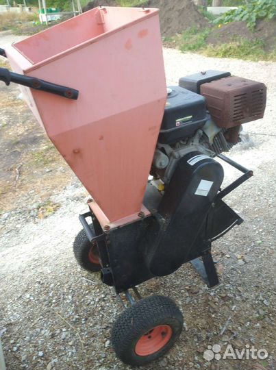 Садовый измельчитель бу