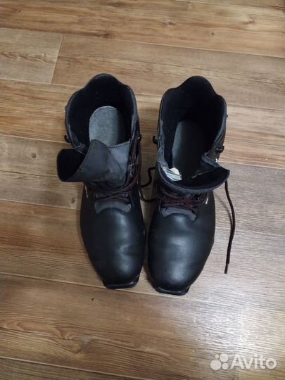 Лыжные ботинки salomon sns pilot