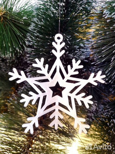 Набор снежинок на елку