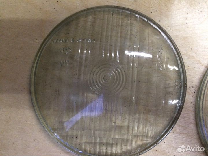 Стекла фар на ближний свет для ваз 2103/2106