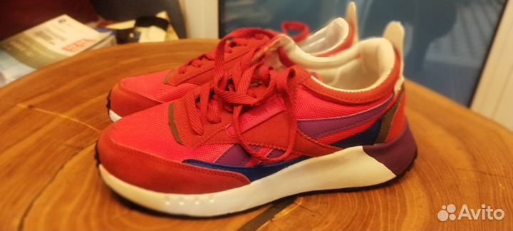 Кроссовки reebok женские 37