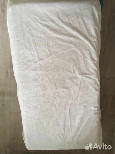Наматрасник IKEA непромокаемый