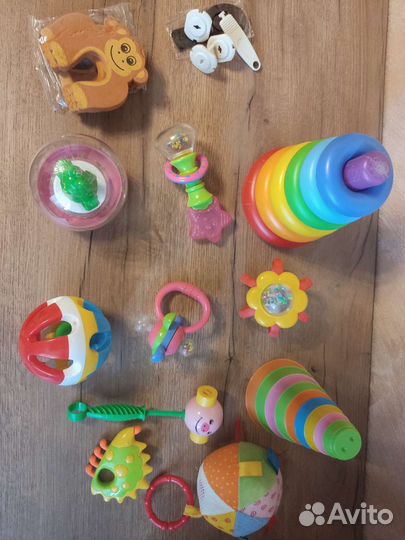 Развивающие игрушки для малышей