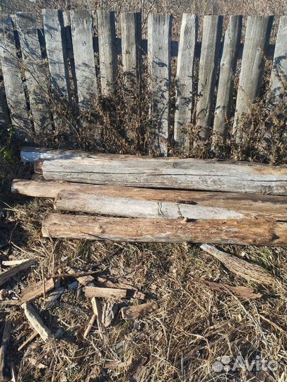 Дубовые столбы