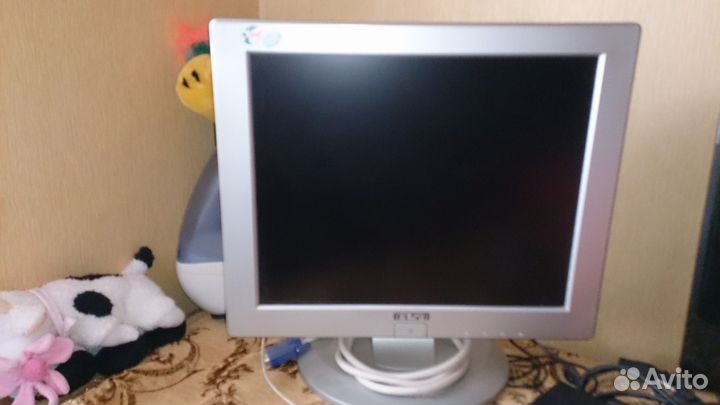 Монитор Elsa ecomo 440LCD