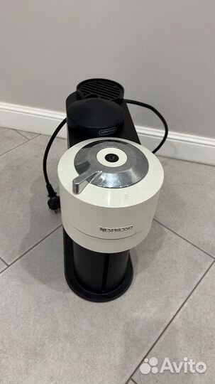 Капсульная кофемашина неспрессо DeLonghi