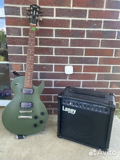 Электрогитара с комбиком