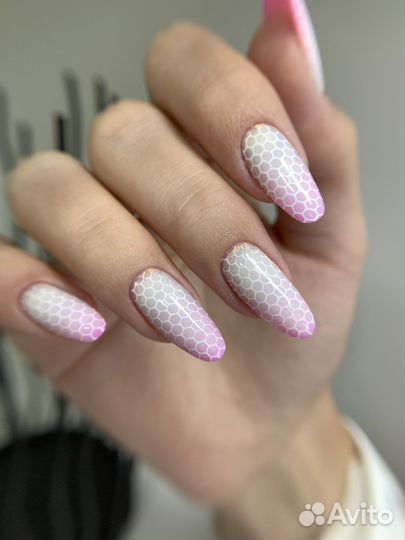 Маникюр, педикюр