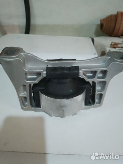 Подушка двигателя гидравлическая Форд kuga