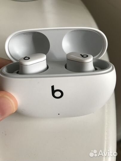 Наушники Beats Studio Buds