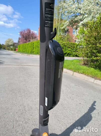 Электро самокат ninebot e22