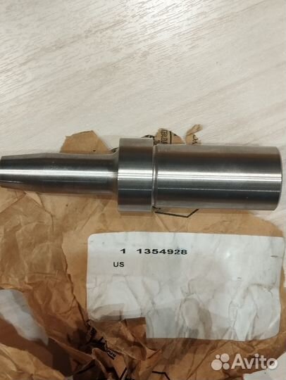 135-4928 Вал помпы С15