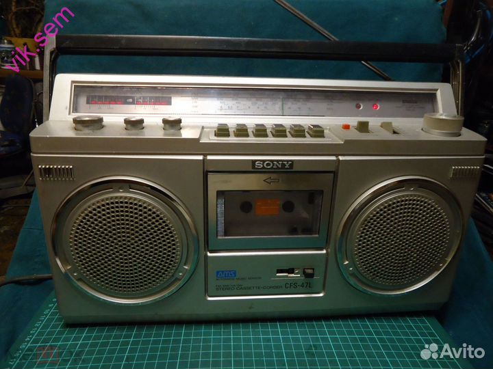 Магнитола кассетная винтаж Sony CFS-47L япония