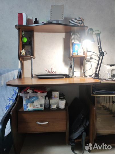Письменный стол