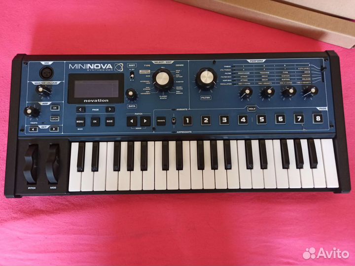 Novation Mininova