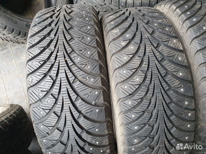 Sava Eskimo Stud 205/55 R16