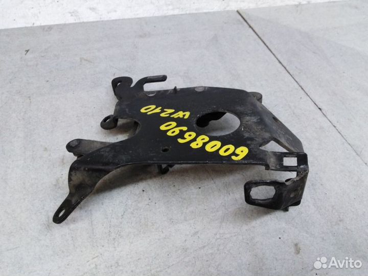 Регулятор давления подачи топлива A1110702924