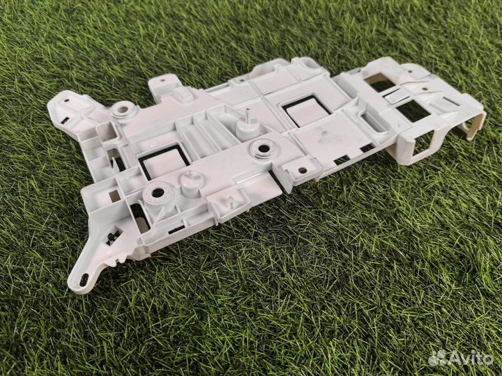 Кронштейн (крепление) Bmw 3-Series G20 2.0 бензин