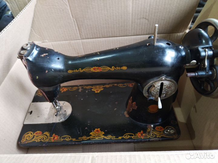 Швейная машинка пмз им.Калинина