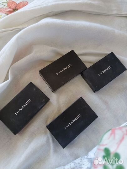 Тени для век