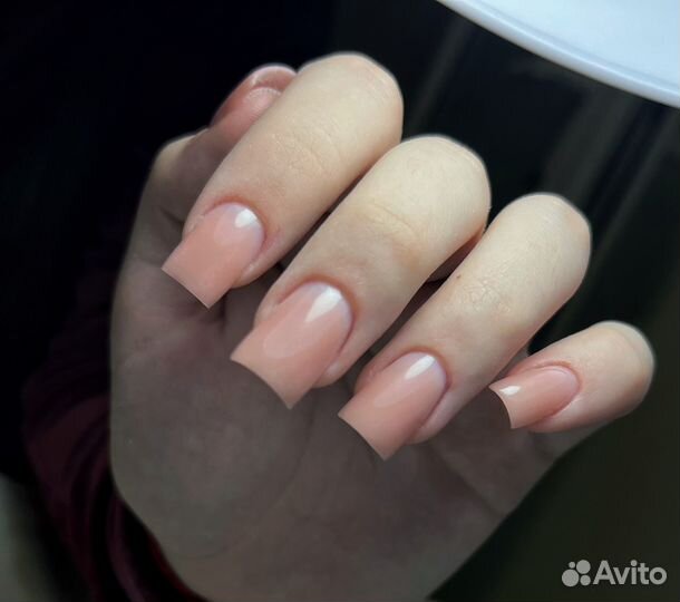 Модель на маникюр и наращивание