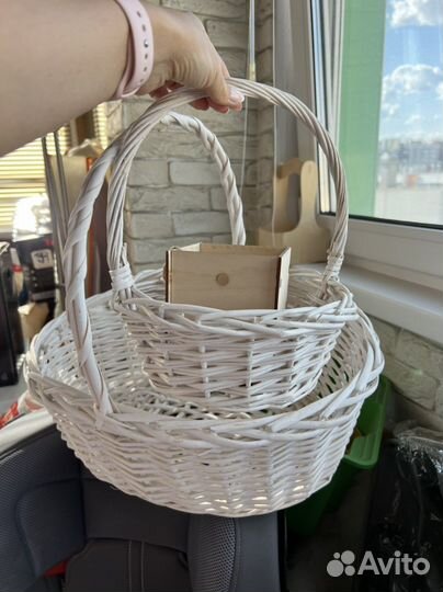 Плетенные корзины подарочные
