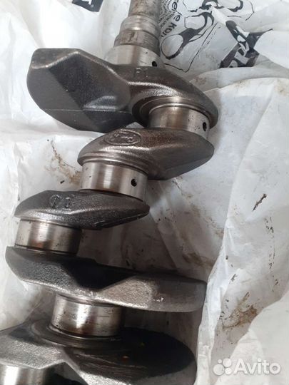 Коленвал ford