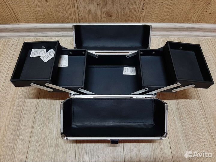 Бьюти кейс для косметики Mary Kay