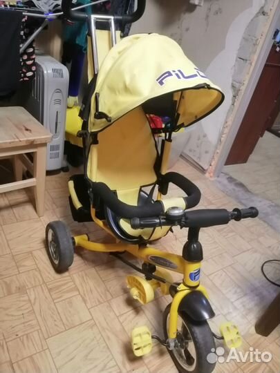 Детский велосипед с ручкой