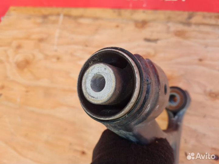 Рычаг передний правый Mercedes-Benz A W169