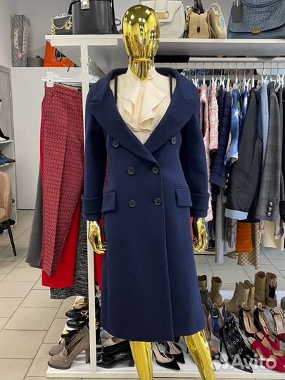 Prada пальто новое оригинал шерсть ангора