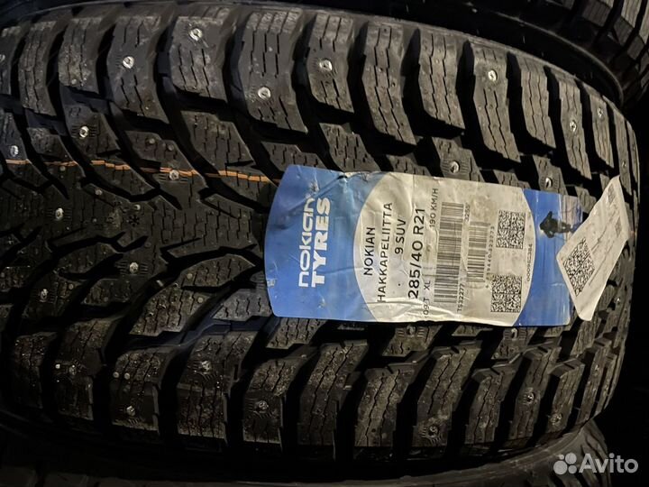 Nokian Tyres Hakkapeliitta 9 SUV 285/40 R21 109T