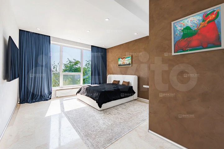 Дом 220 м² на участке 17 сот.