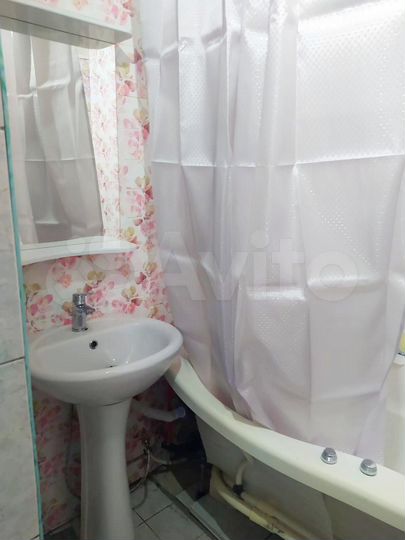 1-к. квартира, 32 м², 1/4 эт.